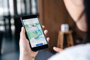 Bagaimana google maps menggabungkan AI dalam sistem navigasi